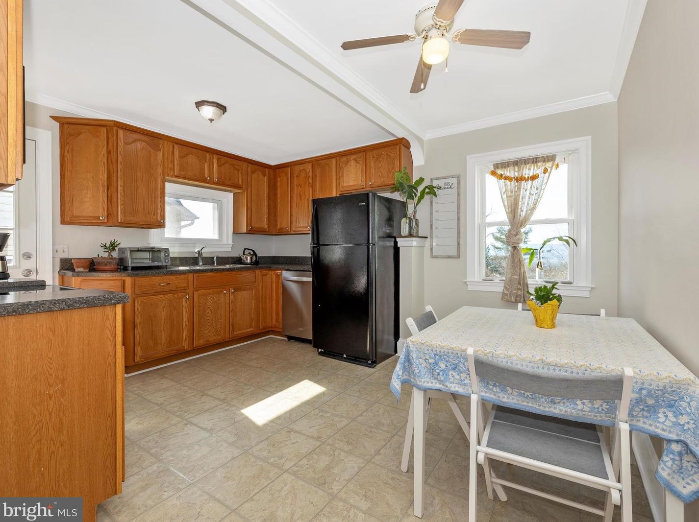 6819 Vale Summit Ln, Middletown MD  21769-6637 exterior