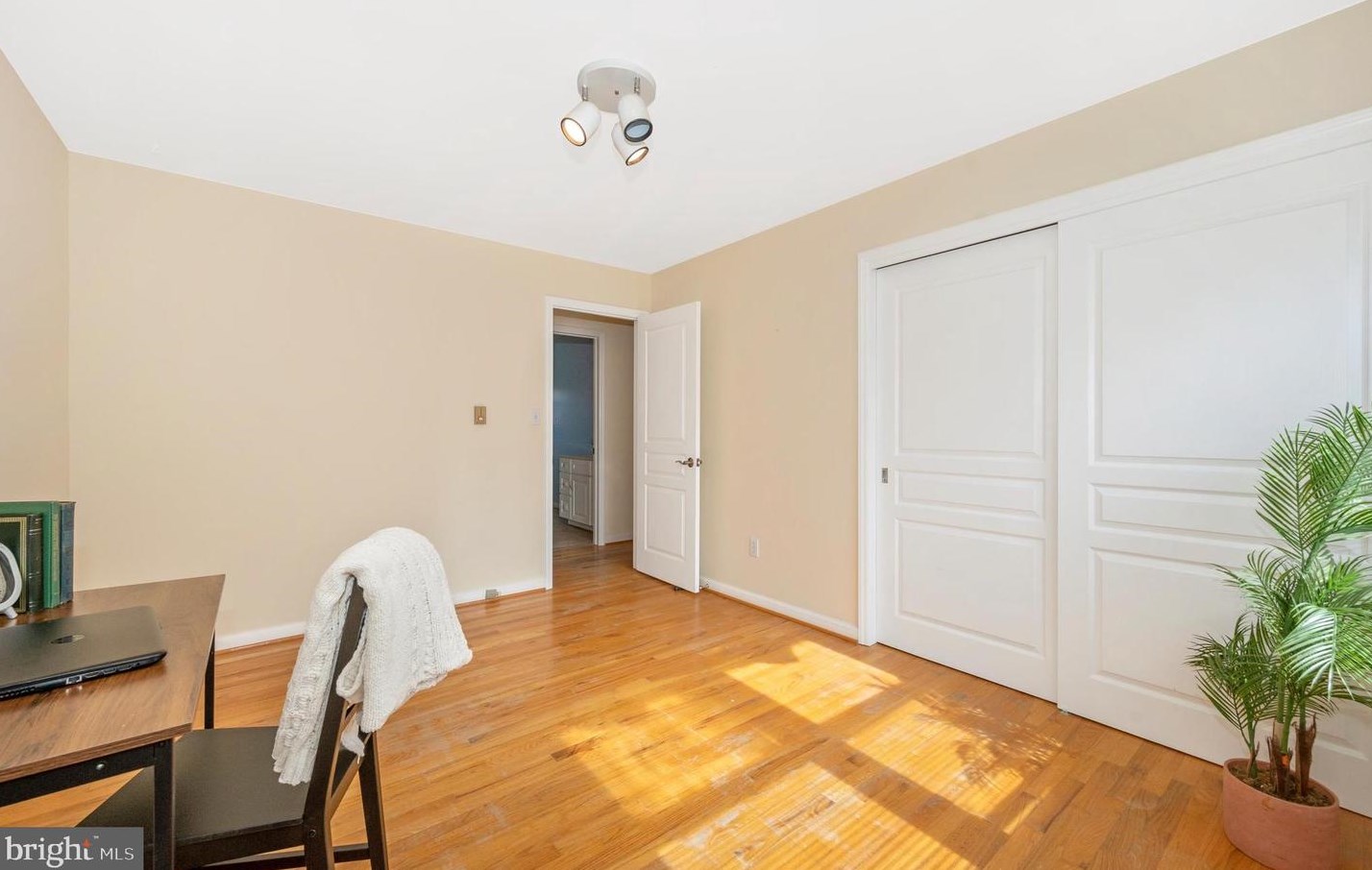 5822 Corporal Jones Ct, Mount Airy MD  21771-5804 exterior