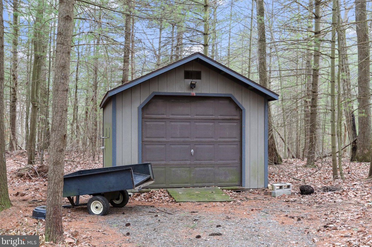 7907 Black Rd, Graceham MD  21788-1011 exterior