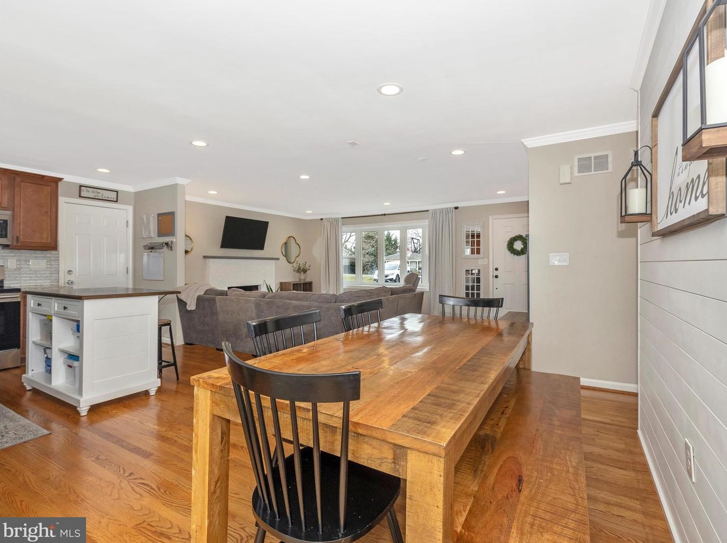 13148 Jesse Smith Rd, Mount Airy MD  21771-5920 exterior