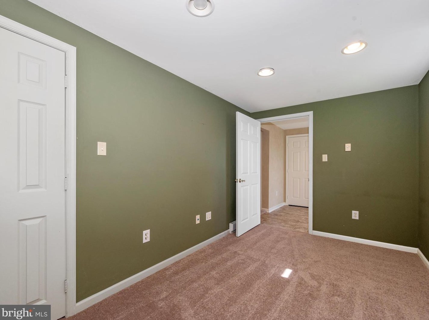 302 C St, Brunswick MD  21716-1132 exterior
