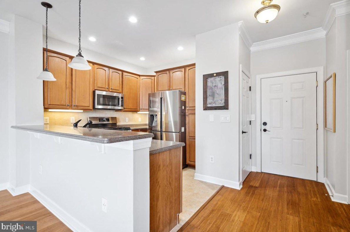 35 E All Saints St #315, Frederick, MD 21701