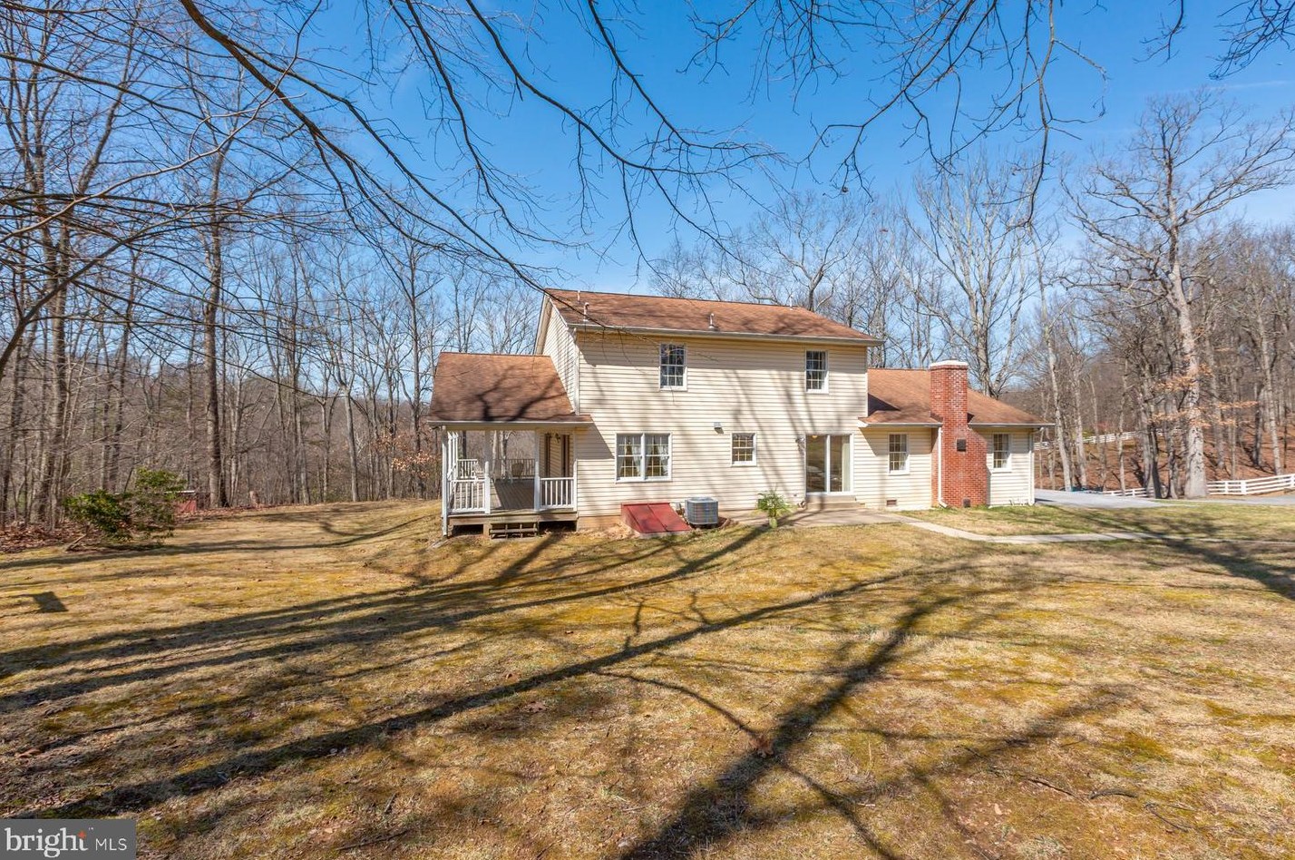 7845 Talbot Run Rd, Mount Airy MD  21771-8408 exterior