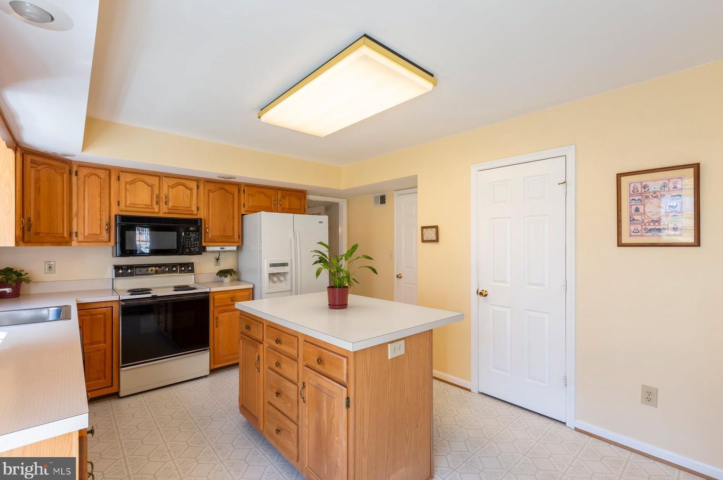 7845 Talbot Run Rd, Mount Airy MD  21771-8408 exterior