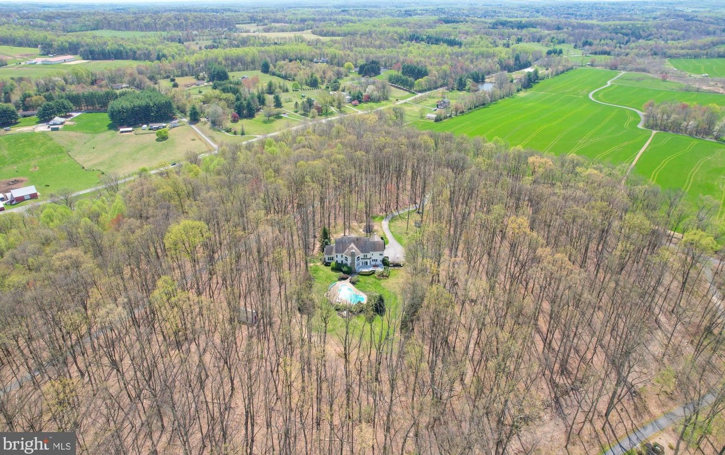 4838 Buffalo Rd, Mount Airy MD 21771-7455 exterior