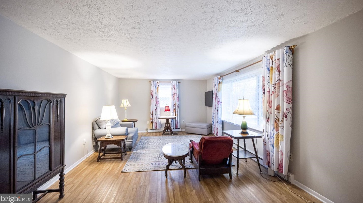 12621 Molesworth Dr, Mount Airy, MD 21771-4829