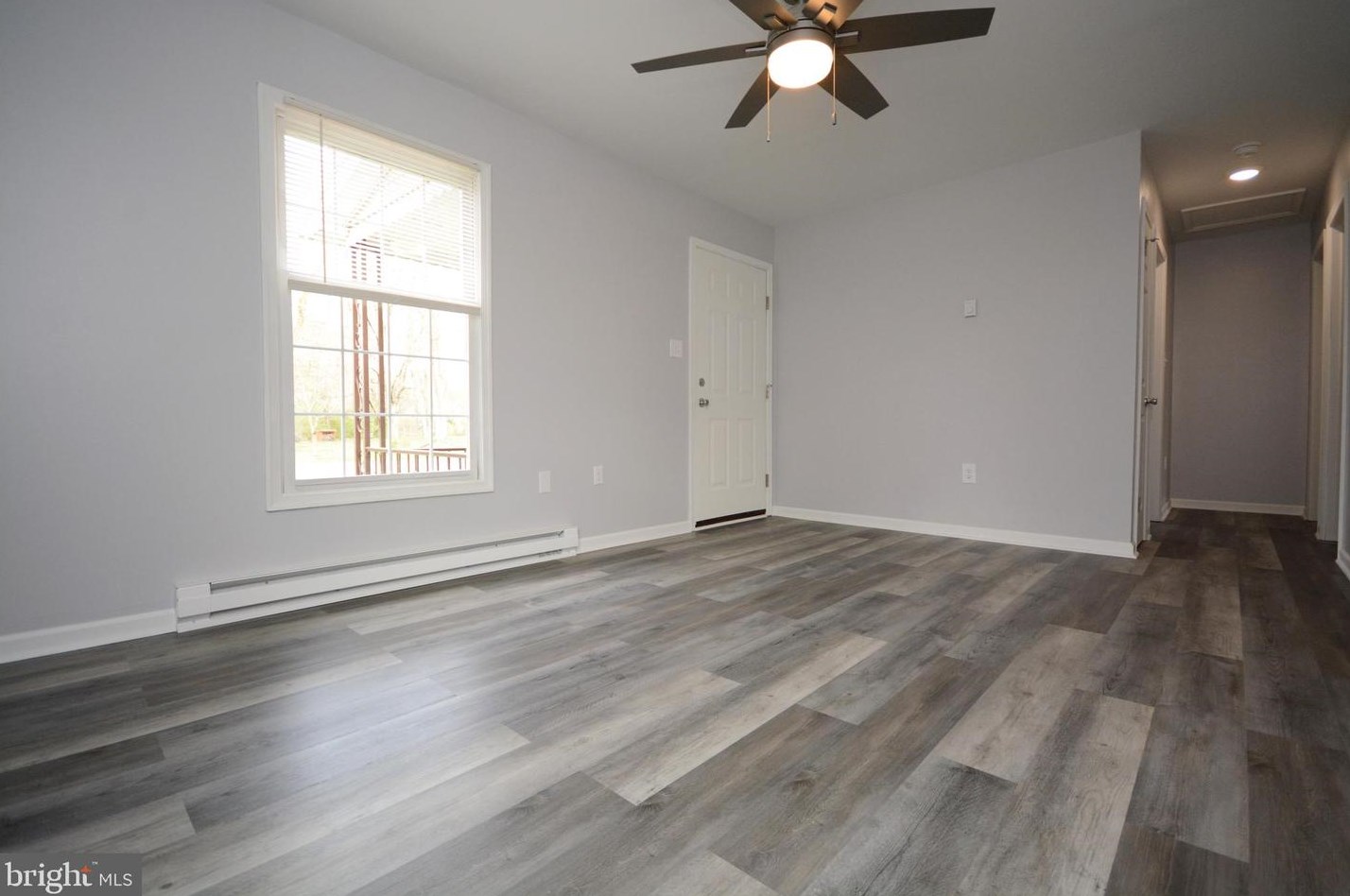 132 Water St, Graceham, MD 21788