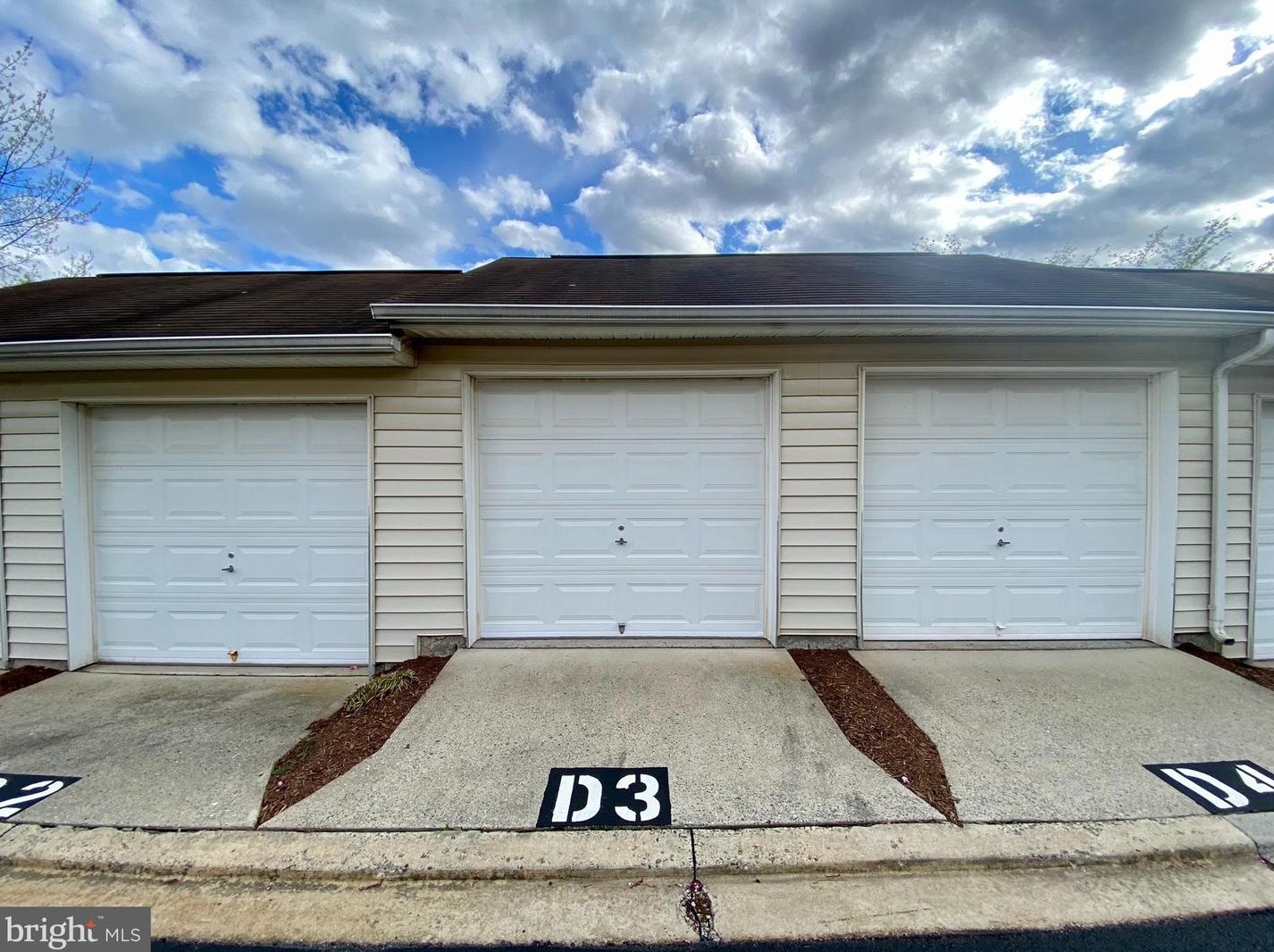 2505 Shelley Cir, Frederick, MD 21702-5988