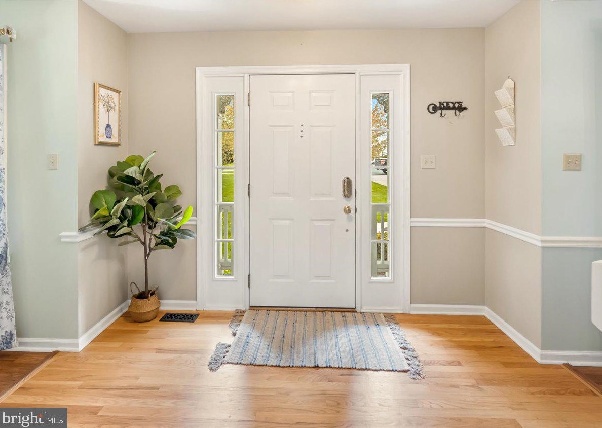 3 Sunhigh Ct, Graceham MD  21788-3224 exterior