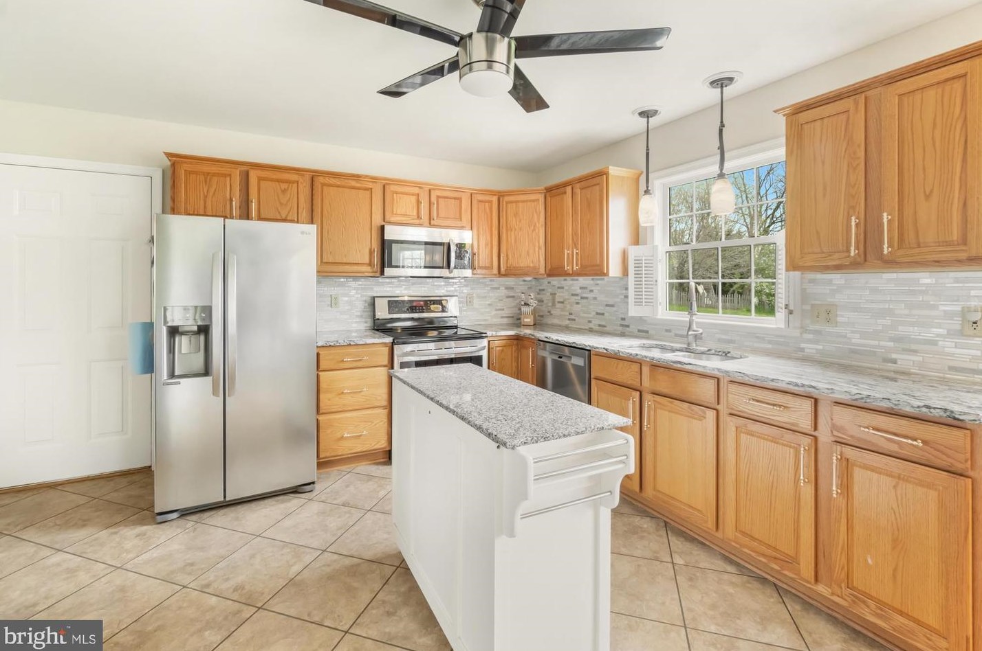 3 Sunhigh Ct, Graceham MD  21788-3224 exterior