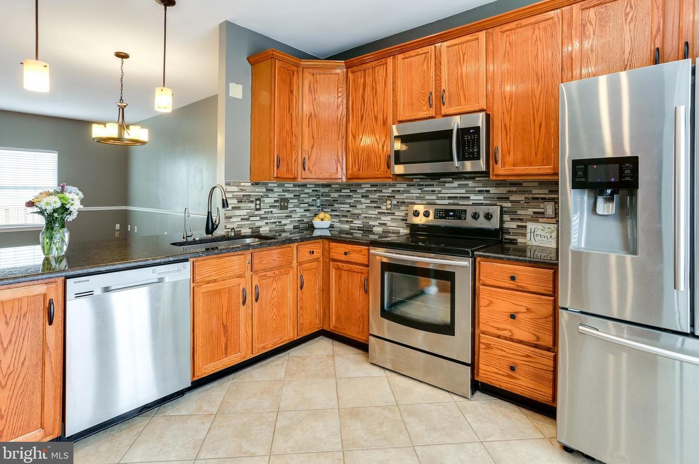 6109 Pine Crest Ln, Frederick, MD 21701