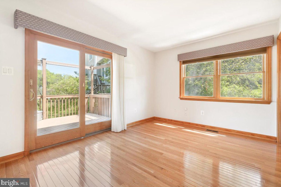 9131 Liberty Village Way, Linwood MD  21791-7301 exterior