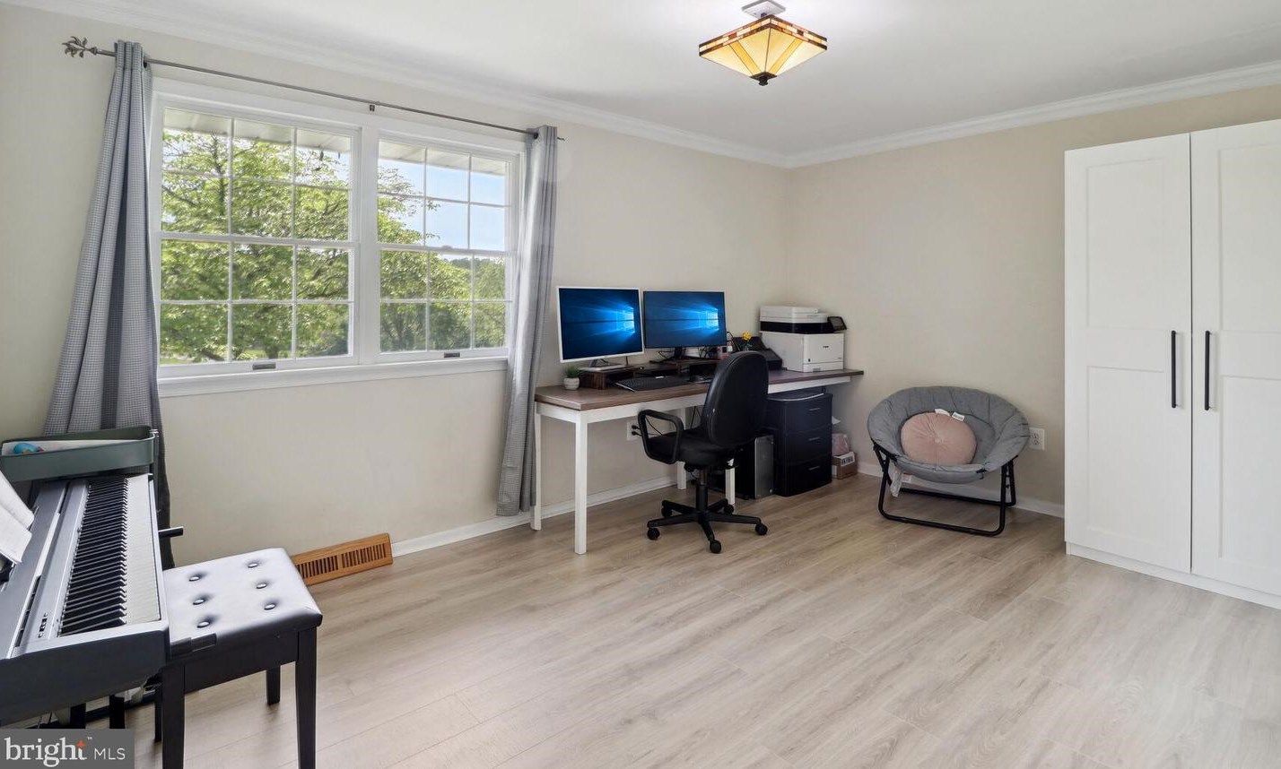 2802 Pheasant Ln, Clarksburg MD exterior