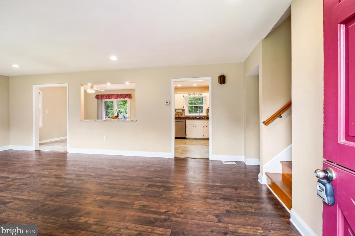 7006 Runnymeade Ct, Frederick, MD 21702-2941