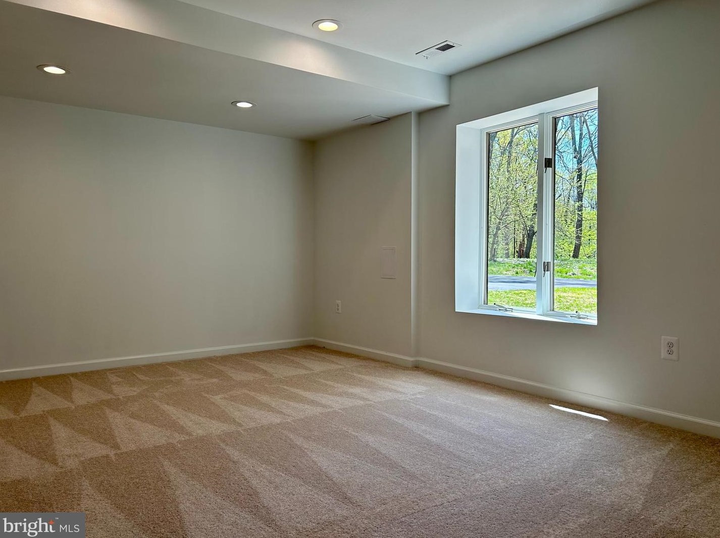 13305 Old Annapolis Rd, Mount Airy MD 21771-7735 exterior