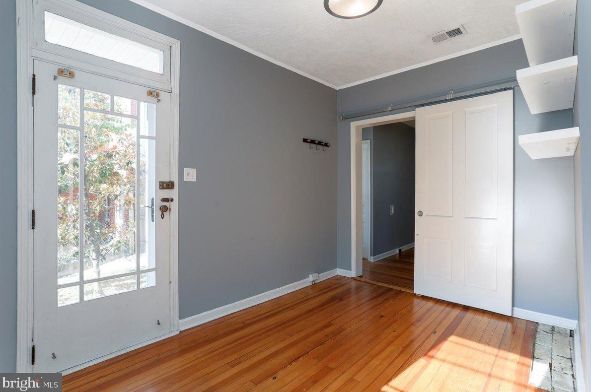 9 Wisner St, Frederick MD  21701-5623 exterior