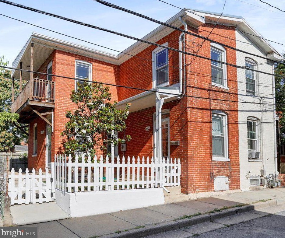 9 Wisner St, Frederick, MD 21701-5623