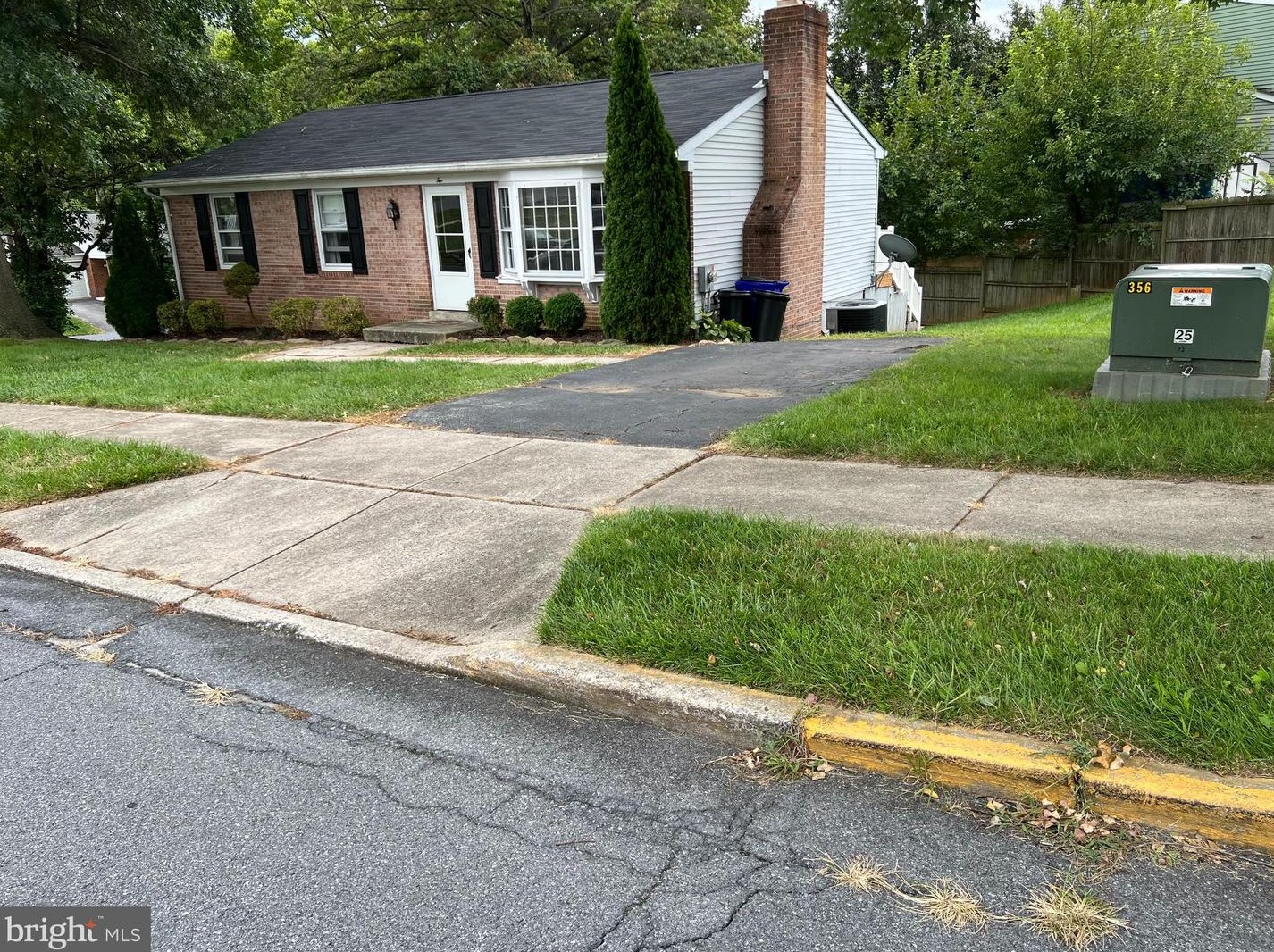 2 Concord Dr, Brunswick, MD 21716