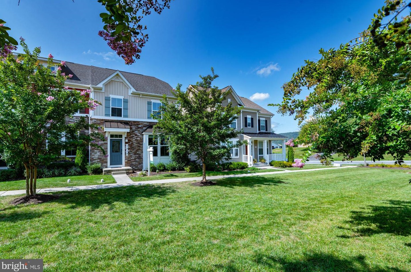 1312 Village Green Way, Brunswick, MD 21716