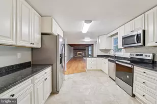 9401 Daysville Ave, Walkersville, MD 21793 - Photo 6