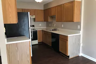 122 Bishopstone Cir, Frederick, MD 21702 - Photo 2