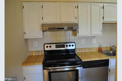 650 Heather Ridge Drive #12L, Frederick, MD 21702 - Photo 6