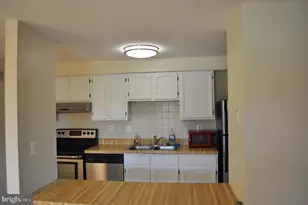 650 Heather Ridge Dr, Frederick, MD 21702 - Photo 4