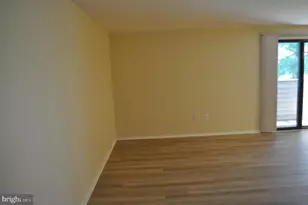 650 Heather Ridge Dr, Frederick, MD 21702 - Photo 2