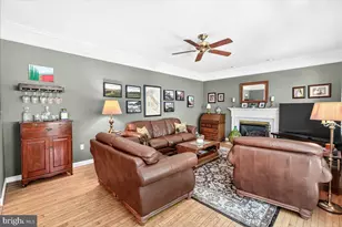 7010 Club House Cir, New Market, MD 21774 - Photo 26