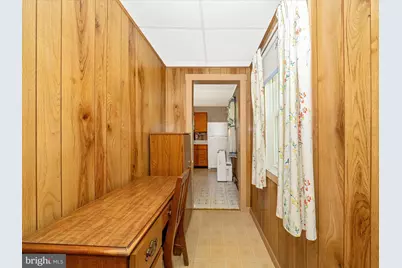 7 W B Street, Brunswick, MD 21716 - Photo 28