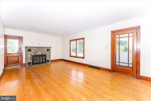 17124 Sabillasville Rd, Sabillasville, MD 21780 - Photo 4