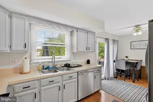 2421 Dunmore Ct, Frederick, MD 21702 - Photo 4