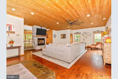 8935 Hawbottom Road, Middletown, MD 21769 - Photo 16