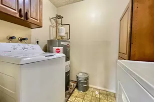 999 Heather Ridge Dr, Frederick, MD 21702 - Photo 14