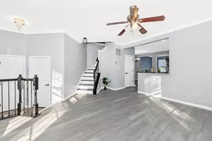 3818 Sugarloaf Pkwy, Frederick, MD 21704 - Photo 4