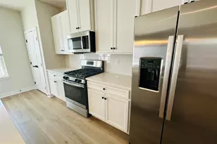 1554 Wilmer Park Ln, Frederick, MD 21703 - Photo 6