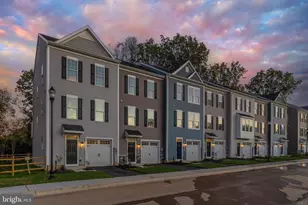 306D Baughmans Ln, Frederick, MD 21702 - Photo 2