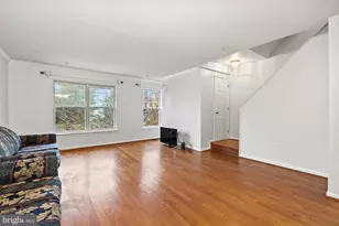 426 Blossom Ln, Frederick, MD 21701 - Photo 4