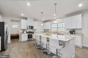 5245 Red Maple Dr, Frederick, MD 21703 - Photo 8