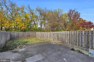 1227 Dahlia Ln, Frederick, MD 21703 - Photo 26