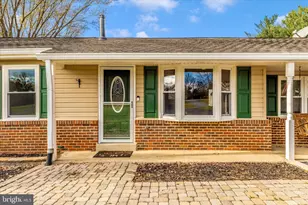 11378 Canary Dr, Ijamsville, MD 21754 - Photo 2