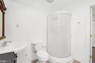 203 Lake Coventry Dr, Frederick, MD 21702 - Photo 32