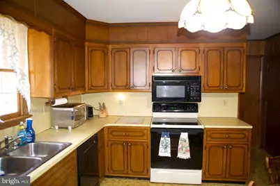 8206 Falstone Court, Frederick, MD 21702 - Photo 4