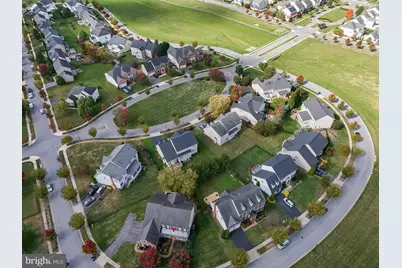 5504 Young Family Trail E, Adamstown, MD 21710 - Photo 18