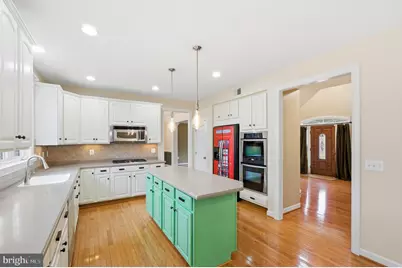 5504 Young Family Trail E, Adamstown, MD 21710 - Photo 14