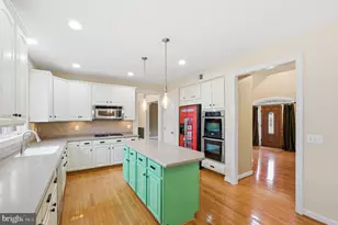 5504 Young Family Trail East, Adamstown, MD 21710 - Photo 14