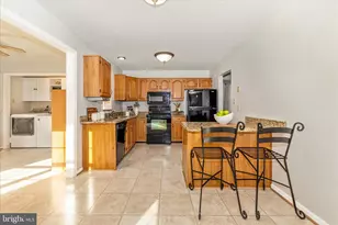 2181 E Greenleaf Dr, Frederick, MD 21702 - Photo 8