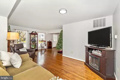 2181 E Greenleaf Drive, Frederick, MD 21702 - Photo 4