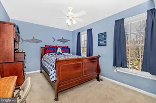 2181 E Greenleaf Dr, Frederick, MD 21702 - Photo 28