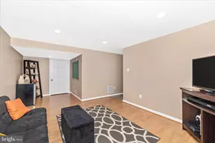 2181 E Greenleaf Dr, Frederick, MD 21702 - Photo 36